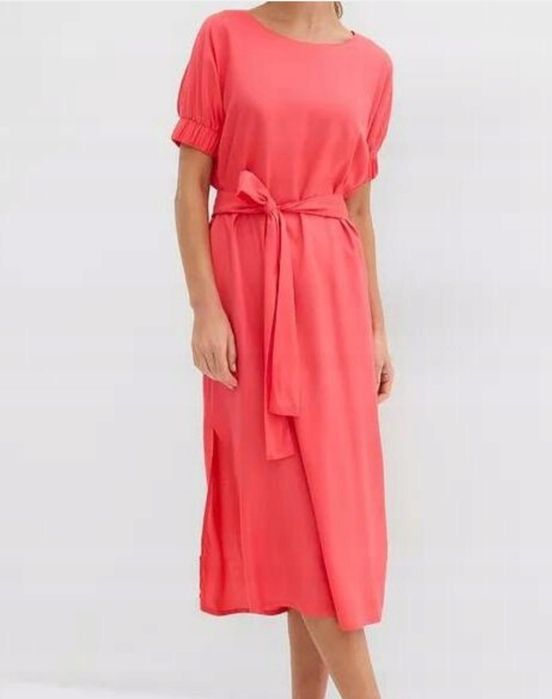 Sukienka różowa długa