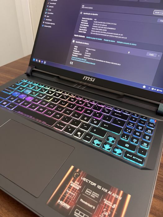 Portatil MSI Vector 16 HX AI A2XW