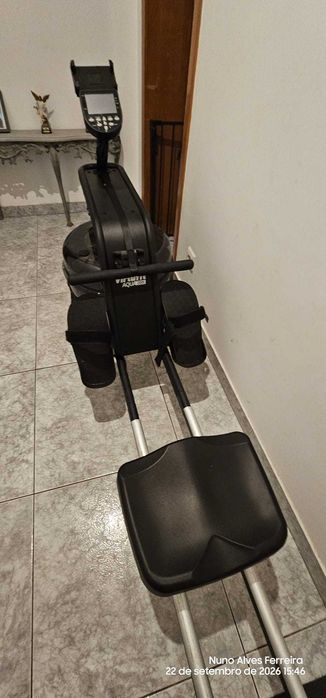 Máquina de remo resistencia a agua