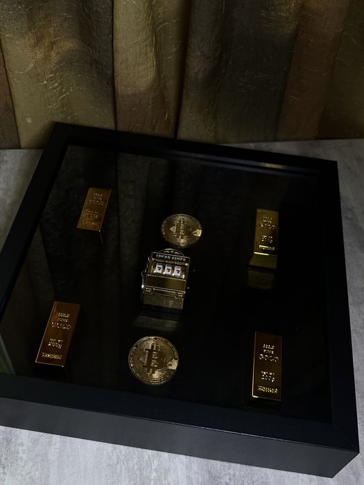 Картина постер 3д casino,bitcoin,gold