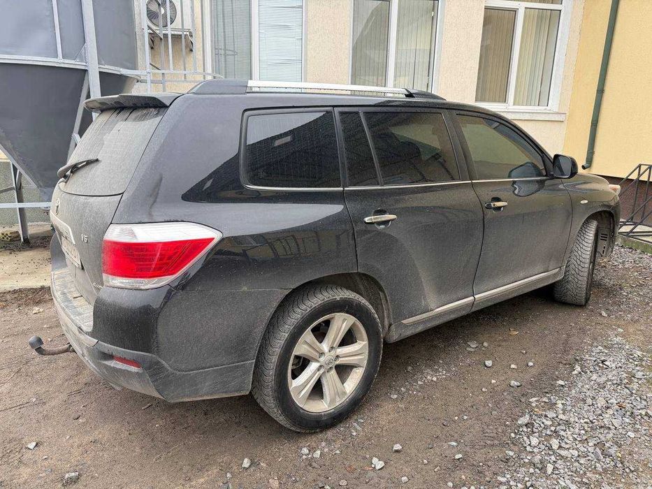 Toyota Highlander  2013р
