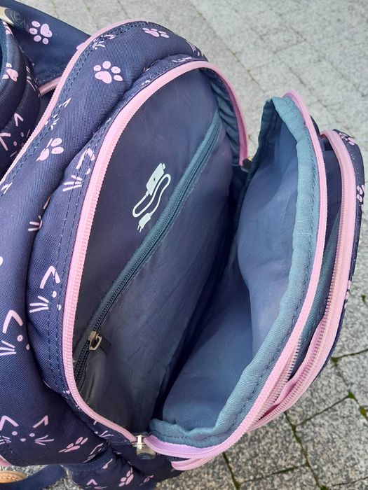 Plecak na Kółkach z Kotkami Kot Szkolny St.Right Majewski [TB1]