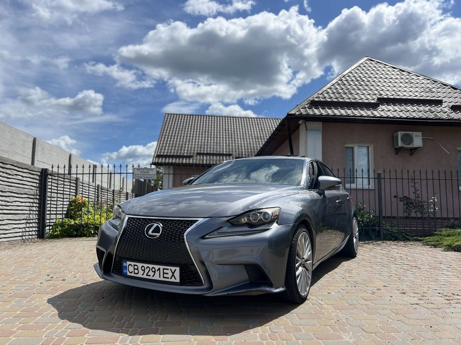 Продам Lexus  Is 250