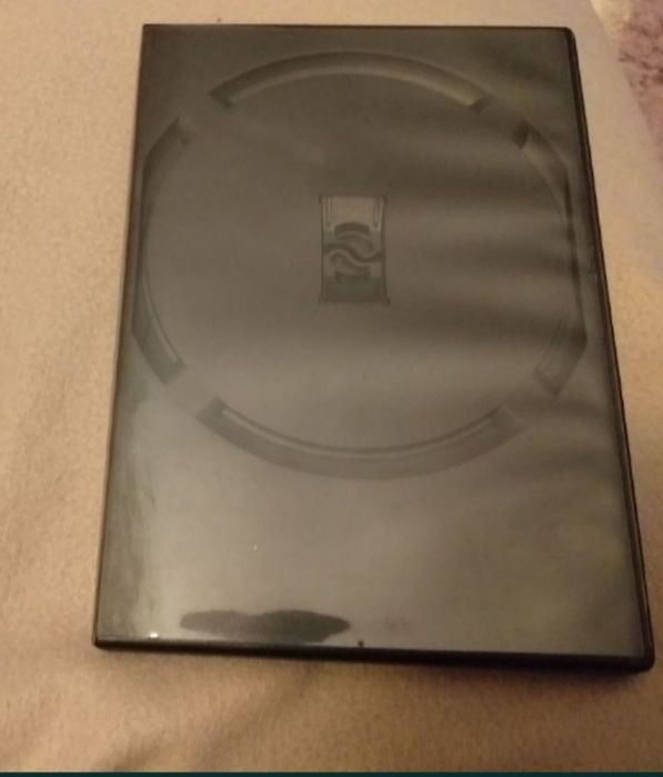 Pudełka na 1 płytę  i  2 płyty DVD  cena za całość    .