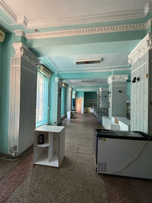 Комерційне приміщення, 1 поверх+підвал, центр/фасад, окремий вхід.