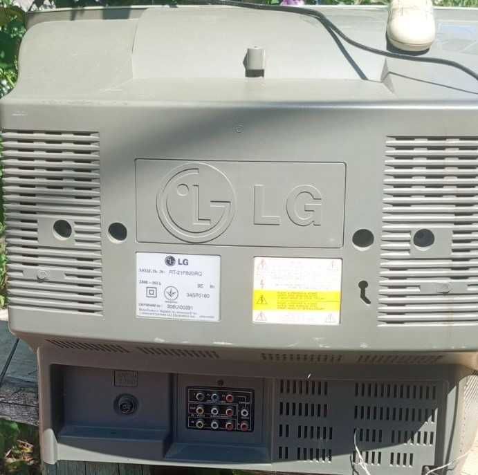 Продам кінескопний телевізор LG Flatron RT-21FB20RQ, б/в