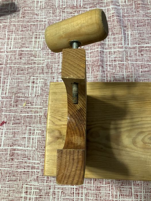 Tabua de presunto e faca