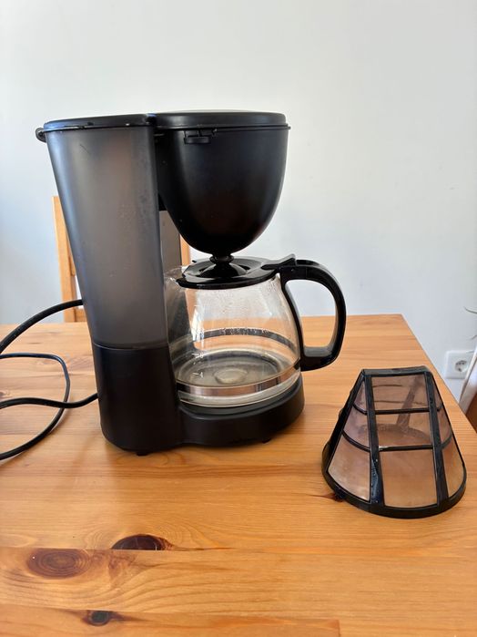 Cafeteira Kunft em bom estado