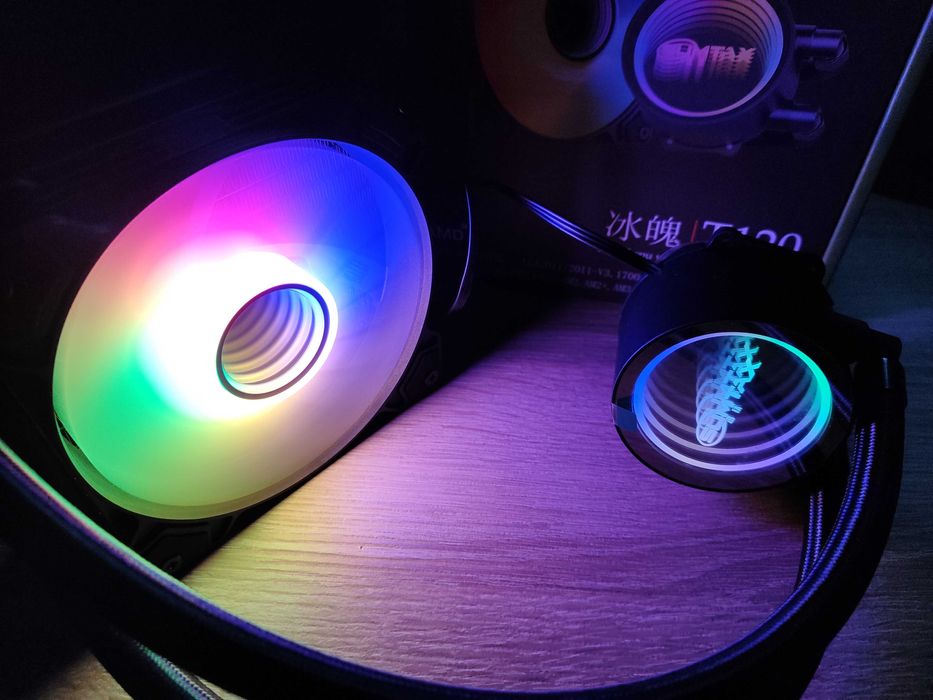 Водяное Охлаждение с RGB SUMTAX T120