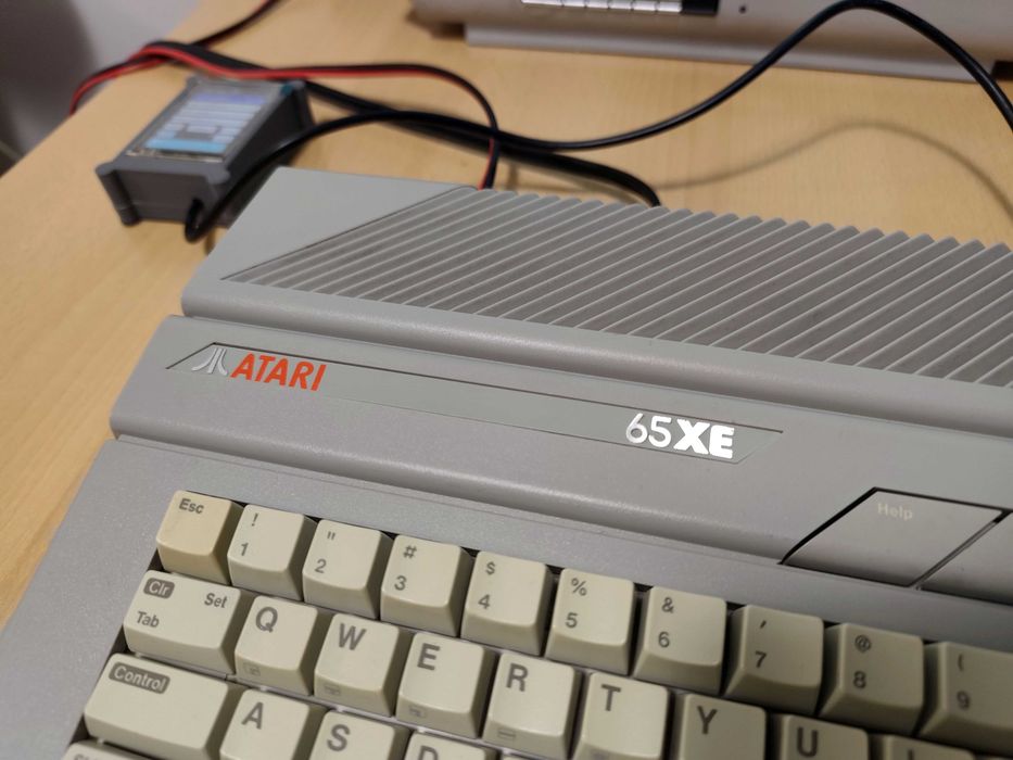 Atari 65XE Ultimate 1mb SDrive Max Pico Joy - świąteczny zestaw gracza