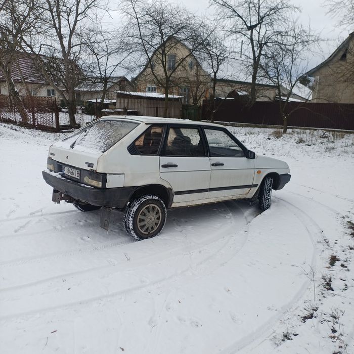 Продам ваз 2109 1.5 5 ст