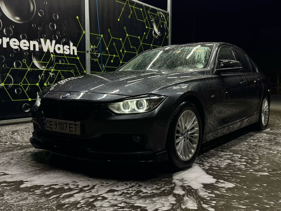 BMW 320i F30 офіційне авто