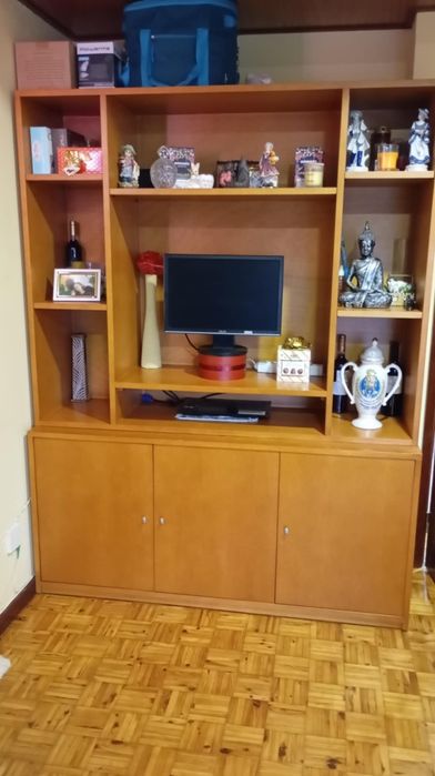 Móvel de sala em muito bom estado