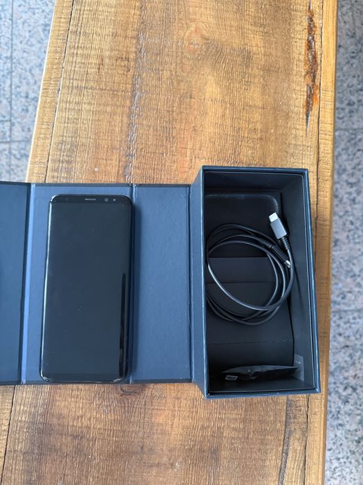 Samsung S8+ ( com cabo e caixa)