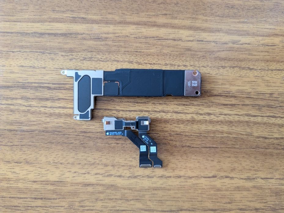 Продам материнську плату iPhone 13 256 gb