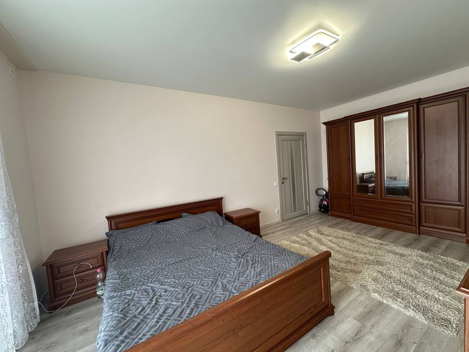 Оренда.1км.квартири. Довженка-58 поряд парку та озера