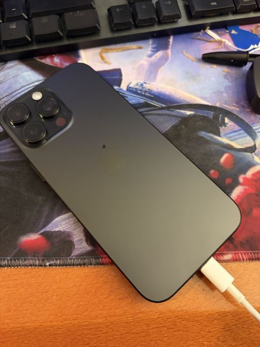 Iphone 16 Pro Max 256GB (100% bateria) (3 anos garantia)