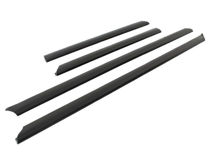 Kit de frisos fundo das portas Audi A4 modelo B5  (NOVOS)