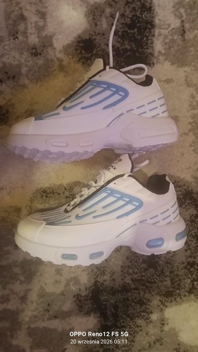 Buty damskie do biegania