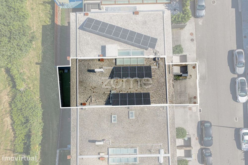 Moradia T4 | 345 m2 Área Bruta | Garagem | Logradouro | Fraião - Br...
