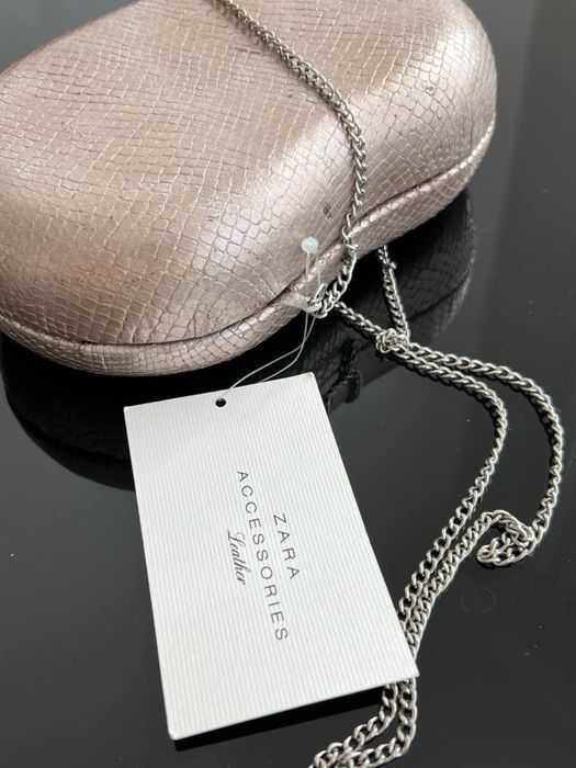 Вінтажний шкіряний клатч від Zara