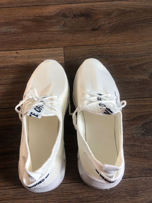 Новые летние кроссовки