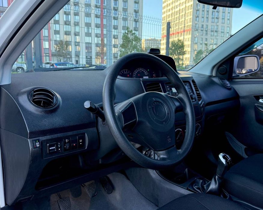 Продаж Geely MK 2