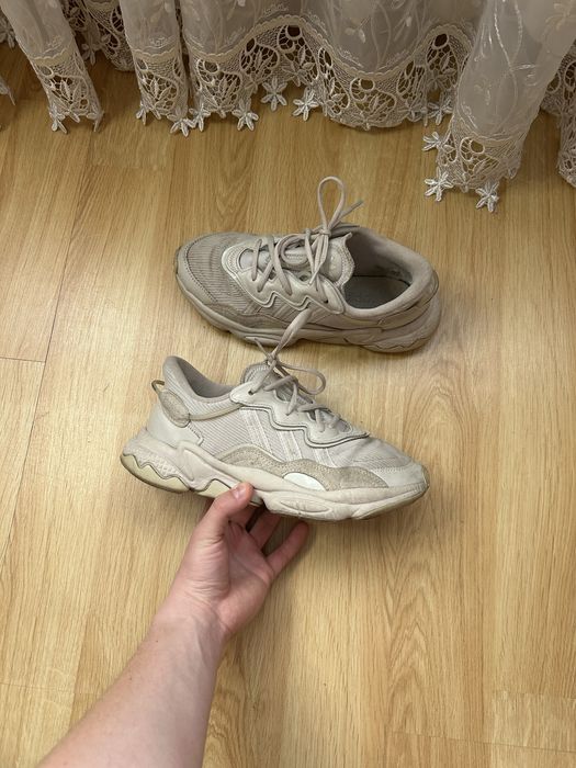 Кросівки Adidas Ozweego