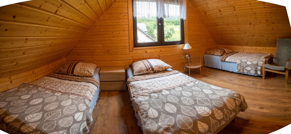 Domek w Chmielnie nad samym jeziorem