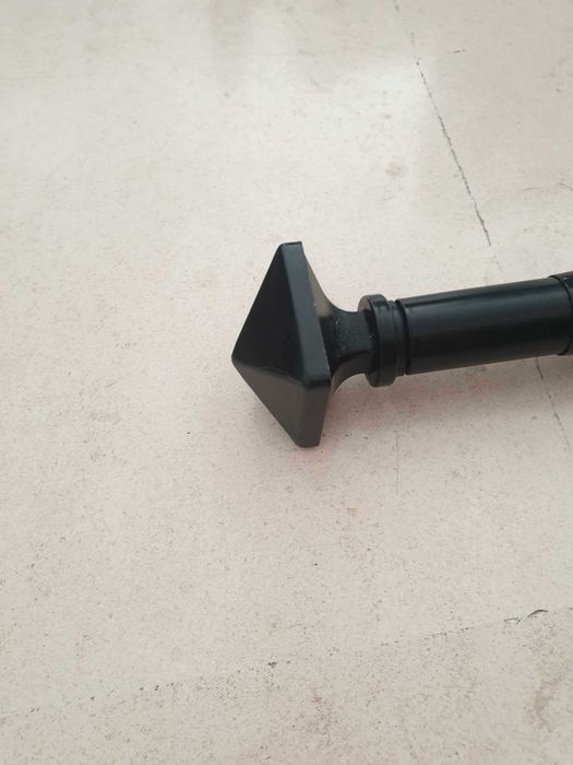 Varão para cortinados