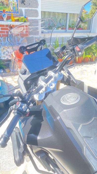 Voge 900dsx como nova