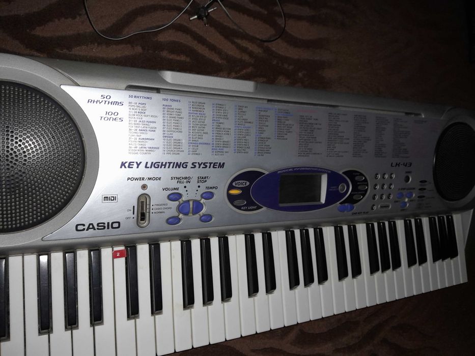 Sprzedam keyboard Casio LK -43, w doskonałym stanie