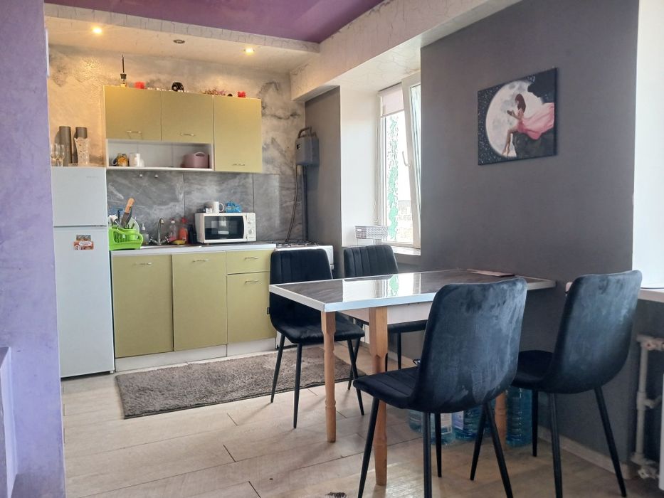 Квартира посуточно, центр на против парка!