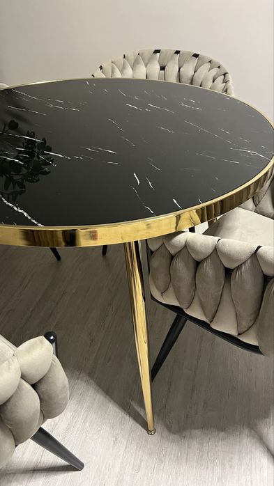 Stół marmurkowy złoty