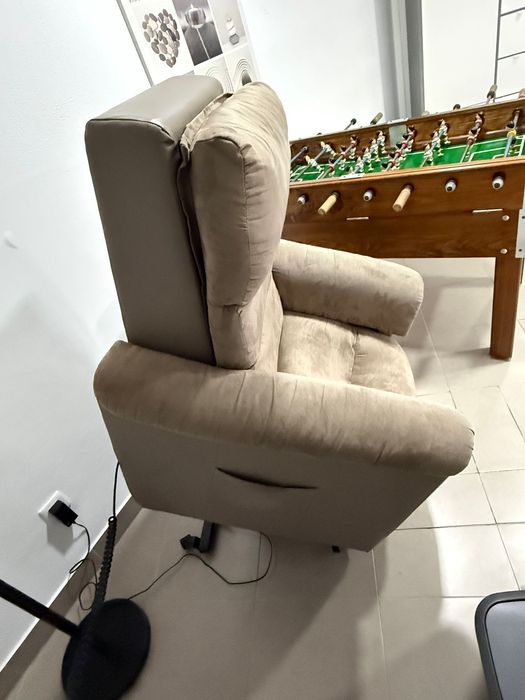 Cadeirão articulado tecido