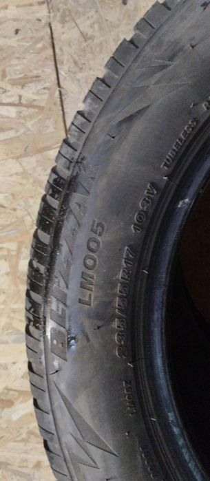 Opony zimowe - 235/ 55 /17