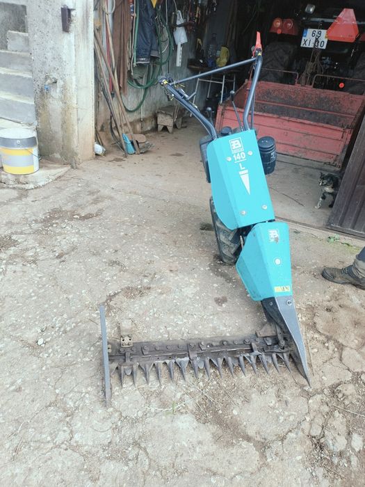 Ceifeira em bom estado