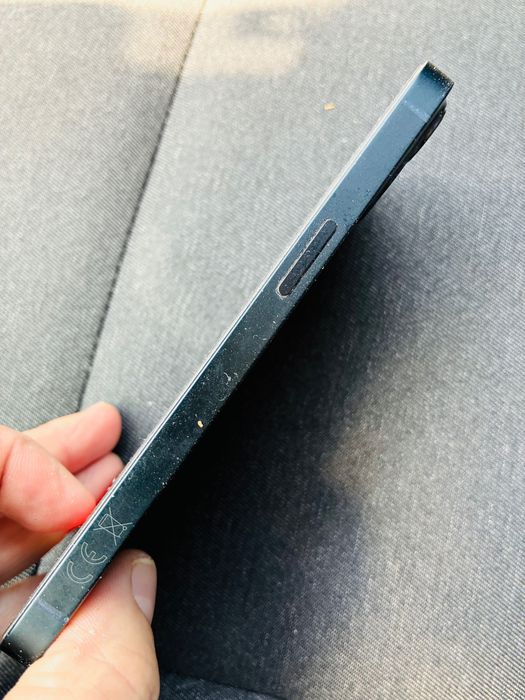 iPhone 13 - muito bom estado