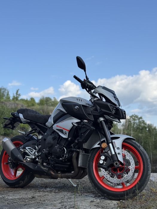 YAMAHA MT10 (fz10) 163к.с.