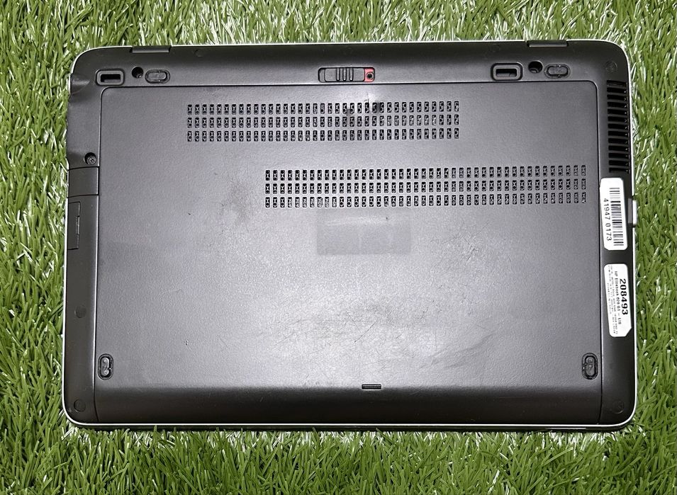 Ноутбук  EliteBook 820 G1 12.5" 8GB озу/128GB SSD  і5-4310/ідеальний для навчання/офісу/переглядів фільмів/супер акб