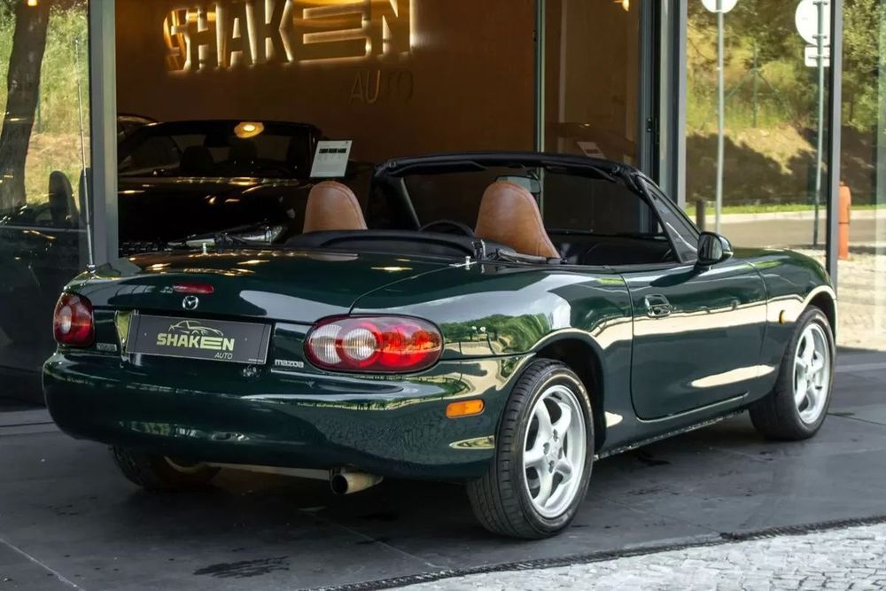 Mazda MX-5 1.6 16V