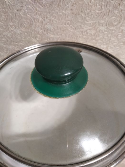 Кастрюля с крышкой,кастрюлька для супа 2 л