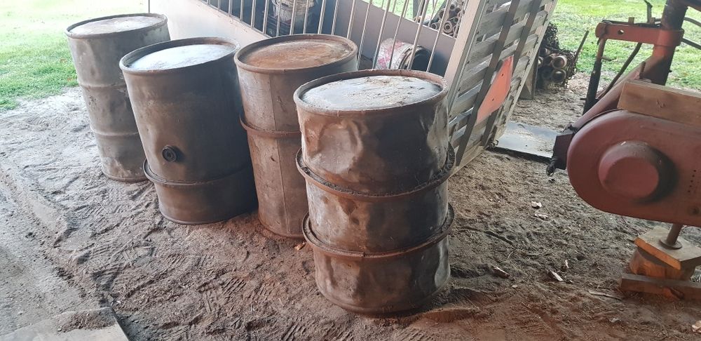 Beczki 200l  do ropy