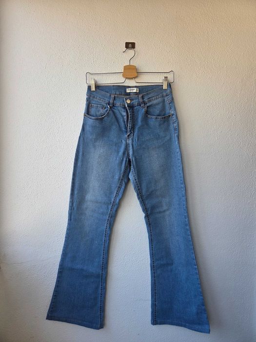Jeans flare da Pull&Bear, tamanho 38