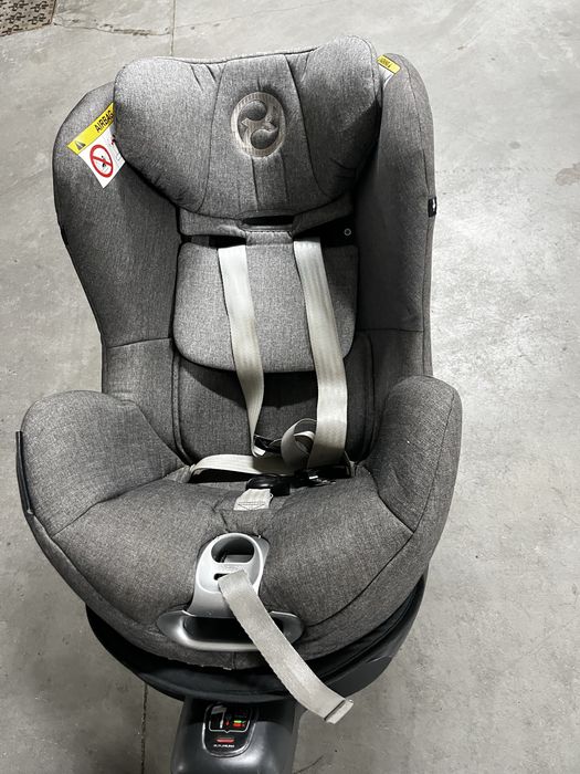 Cadeira carro Cybex Sirona Gold II  com mecanismo de rotação de 360°