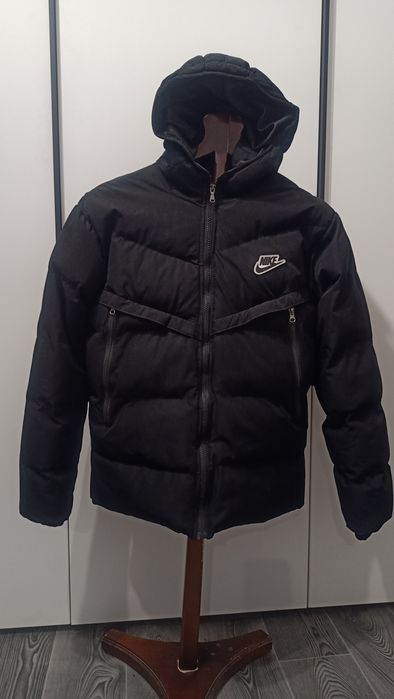 Зимова курточка для хлочика. . Розмір M, Б/y.