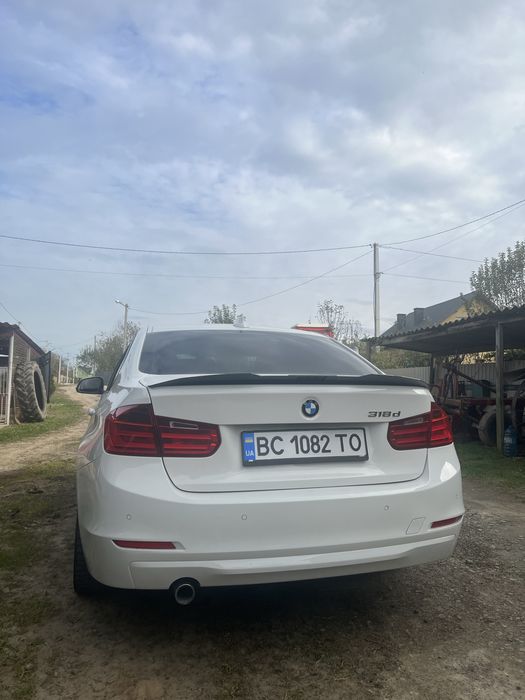 бмв f30 318d 2013