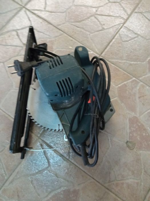 Serra circular black & Decker