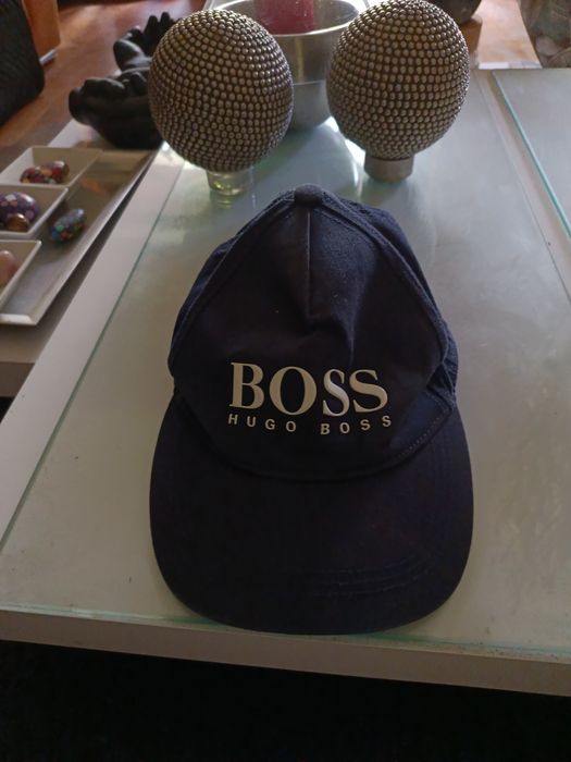 Boné Boss como novo