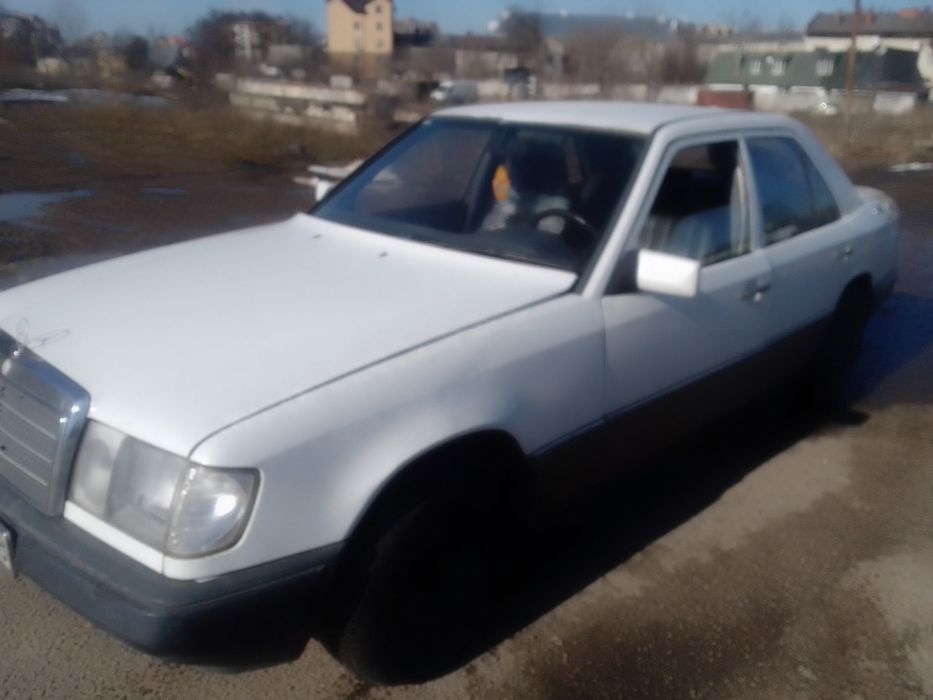 Продам мерседес 124